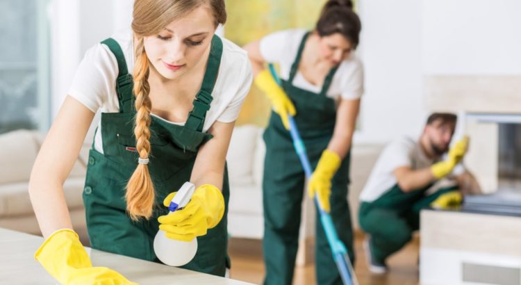 Femme de ménage : comment trouver du travail ?